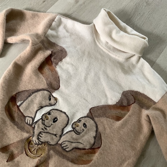 Iceberg History Sweater size M two tones seals 🦭 - Picture 12 of 16